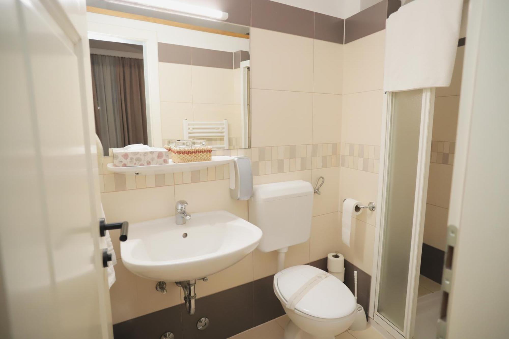 Bed and Breakfast Sobe Bernarda Varazdinske Toplice Exterior foto